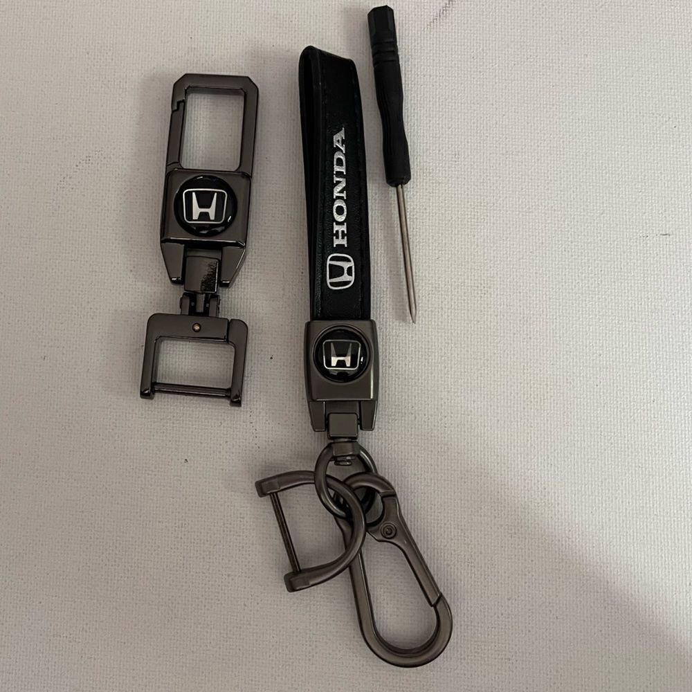 Honda Logo Key Fob Keychain in black Leather and Metal Keychain Set of 2  NWT